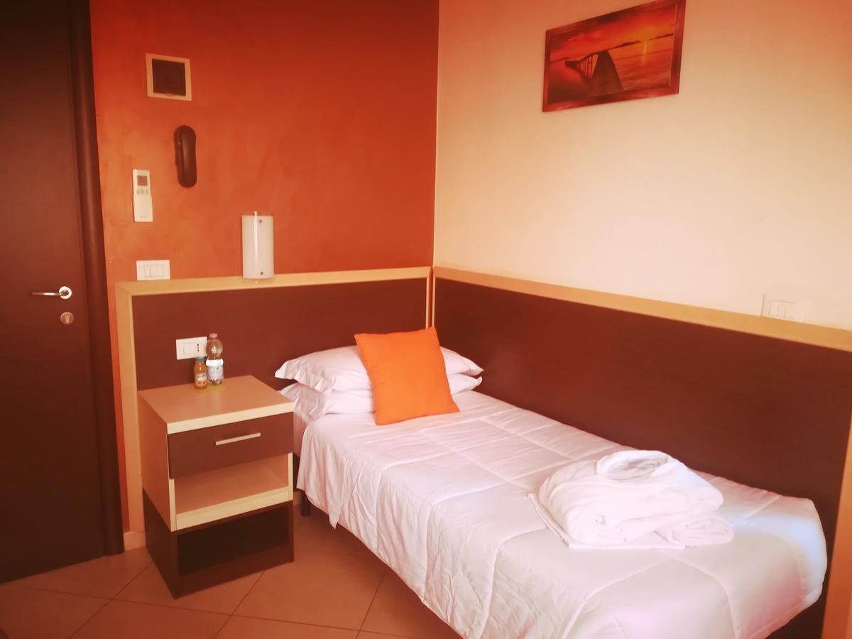 New Hotel Europa Crevalcore 외부 사진
